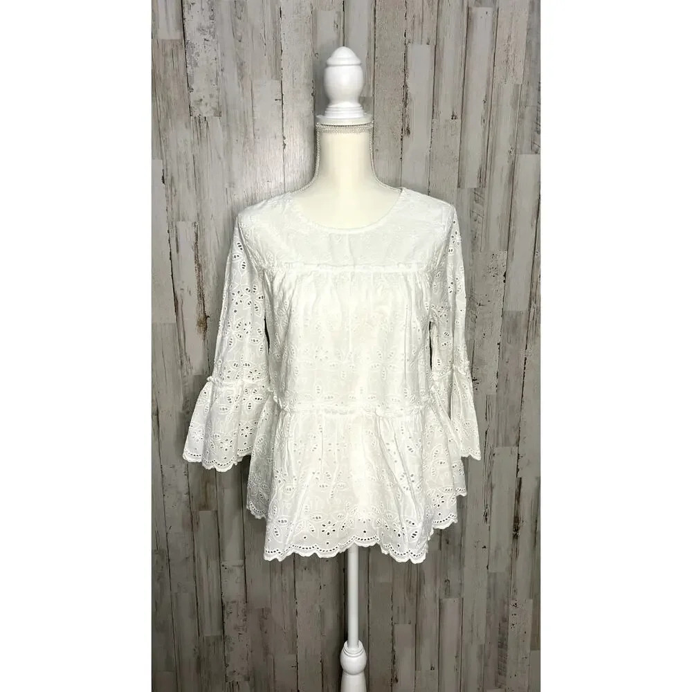NWT Crown & Ivy Women's‎ Medium White Eyelet Peplum Blouse 3/4 Flare Sleeve